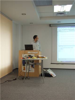 2007-11-24 ROSQL Meeting - Razvan Socol